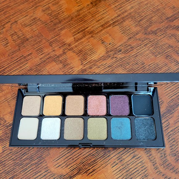 Laura Mercier Other - Laura Mercier Hidden Gems 12 Eyeshadow Palette